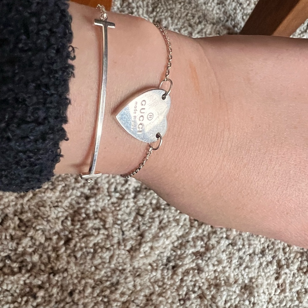 Gucci TRADEMARK BRACELET WITH HEART PENDANT bracelet size 16